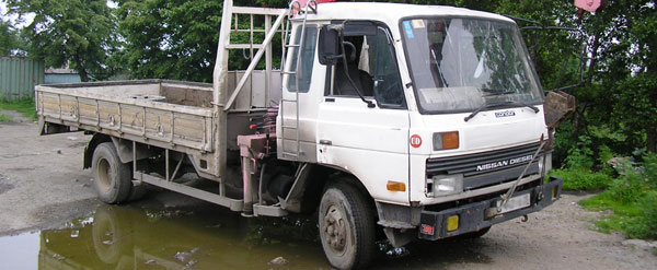 Nissan truck wreckers Thomastown